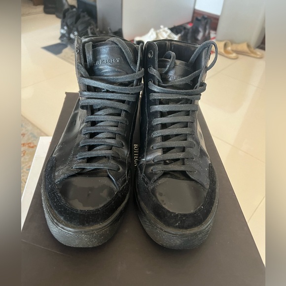 Burberry ankle boots, size 41, black color, calfskin - Picture 3 of 6